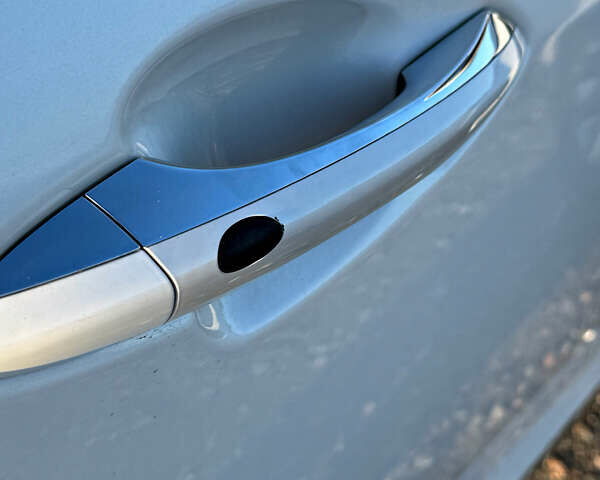 Білий Хендай Грандер, об'ємом двигуна 3 л та пробігом 170 тис. км за 12500 $, фото 11 на Automoto.ua