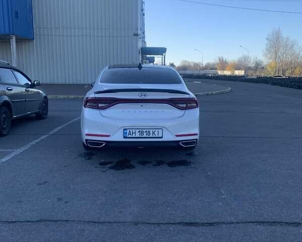 Белый Хендай Грандер, объемом двигателя 3 л и пробегом 178 тыс. км за 14500 $, фото 5 на Automoto.ua