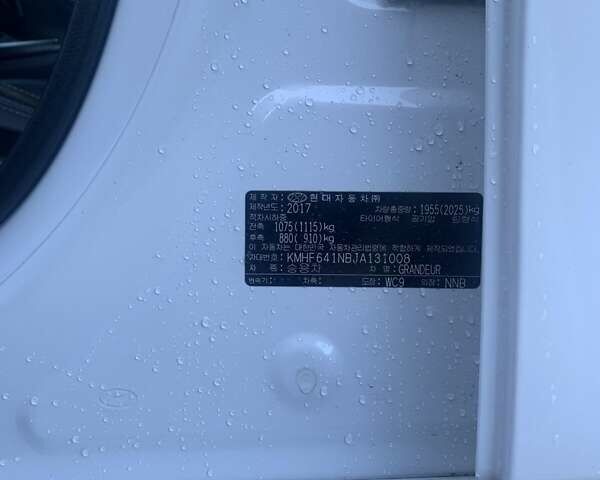 Белый Хендай Грандер, объемом двигателя 3 л и пробегом 178 тыс. км за 14500 $, фото 18 на Automoto.ua