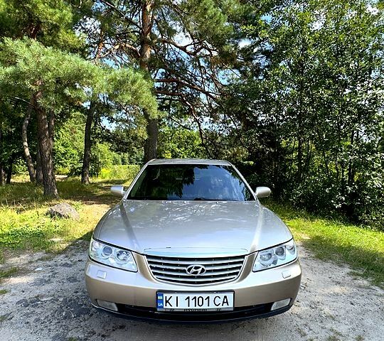 Бежевый Хендай Грандер, объемом двигателя 3.3 л и пробегом 286 тыс. км за 4700 $, фото 5 на Automoto.ua