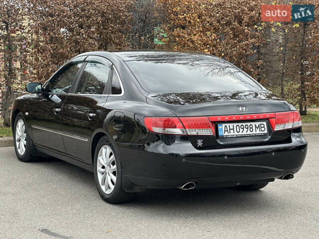 Чорний Хендай Грандер, об'ємом двигуна 3.34 л та пробігом 232 тис. км за 7500 $, фото 8 на Automoto.ua