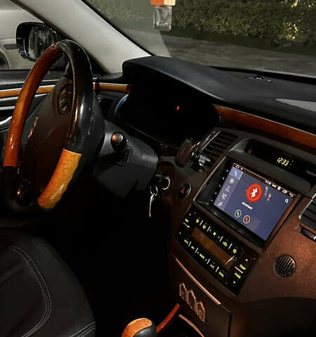 Черный Хендай Грандер, объемом двигателя 3.3 л и пробегом 230 тыс. км за 8500 $, фото 18 на Automoto.ua