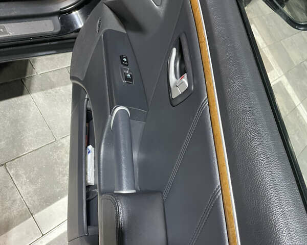 Черный Хендай Грандер, объемом двигателя 3.3 л и пробегом 230 тыс. км за 8500 $, фото 21 на Automoto.ua