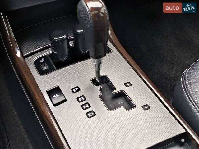 Черный Хендай Грандер, объемом двигателя 3.3 л и пробегом 163 тыс. км за 8500 $, фото 30 на Automoto.ua