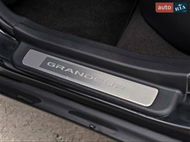 Черный Хендай Грандер, объемом двигателя 3.3 л и пробегом 163 тыс. км за 8500 $, фото 36 на Automoto.ua
