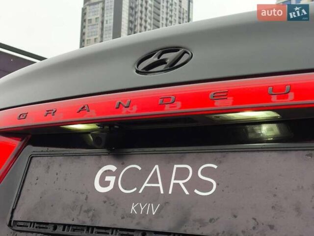 Черный Хендай Грандер, объемом двигателя 3.3 л и пробегом 163 тыс. км за 8500 $, фото 8 на Automoto.ua
