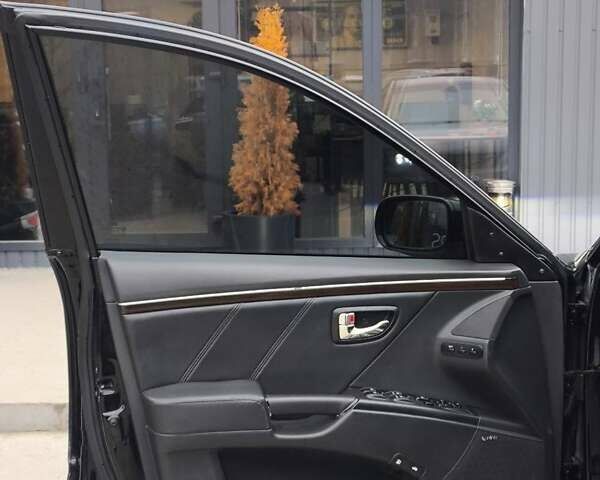 Черный Хендай Грандер, объемом двигателя 3.3 л и пробегом 163 тыс. км за 8500 $, фото 10 на Automoto.ua