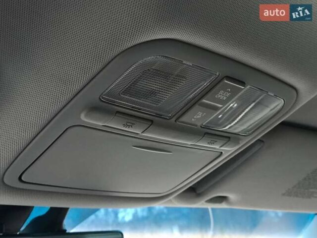 Черный Хендай Грандер, объемом двигателя 3.3 л и пробегом 163 тыс. км за 8500 $, фото 25 на Automoto.ua