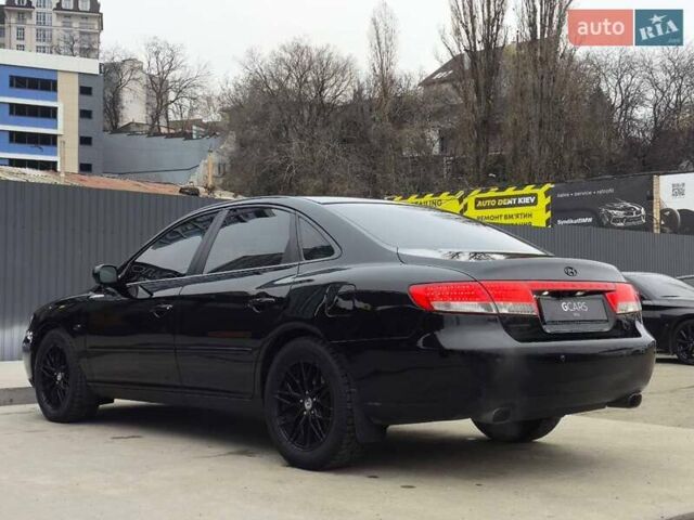 Черный Хендай Грандер, объемом двигателя 3.3 л и пробегом 163 тыс. км за 8500 $, фото 5 на Automoto.ua