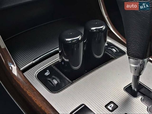 Черный Хендай Грандер, объемом двигателя 3.3 л и пробегом 163 тыс. км за 8500 $, фото 29 на Automoto.ua