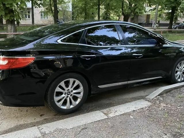 Черный Хендай Грандер, объемом двигателя 3 л и пробегом 201 тыс. км за 11500 $, фото 5 на Automoto.ua