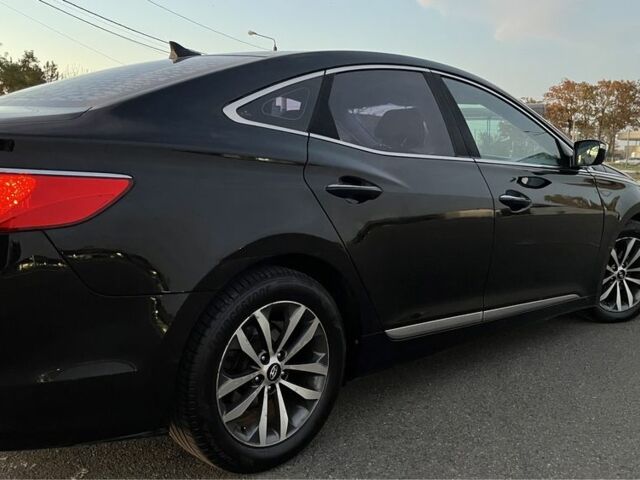 Черный Хендай Грандер, объемом двигателя 3 л и пробегом 228 тыс. км за 8900 $, фото 22 на Automoto.ua