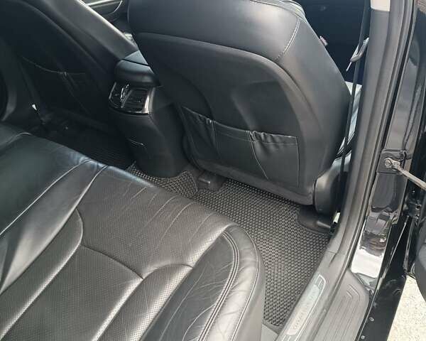 Чорний Хендай Грандер, об'ємом двигуна 3 л та пробігом 170 тис. км за 12500 $, фото 23 на Automoto.ua