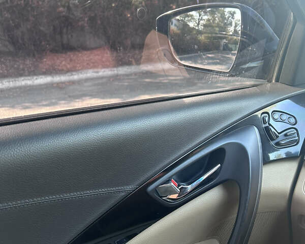 Черный Хендай Грандер, объемом двигателя 3 л и пробегом 192 тыс. км за 10400 $, фото 16 на Automoto.ua