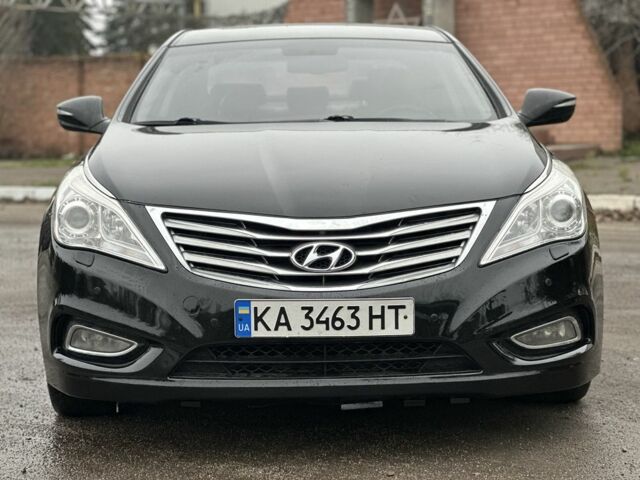 Чорний Хендай Грандер, об'ємом двигуна 3 л та пробігом 260 тис. км за 7777 $, фото 6 на Automoto.ua