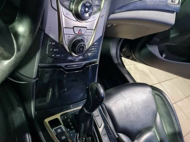 Чорний Хендай Грандер, об'ємом двигуна 3 л та пробігом 3 тис. км за 11000 $, фото 6 на Automoto.ua