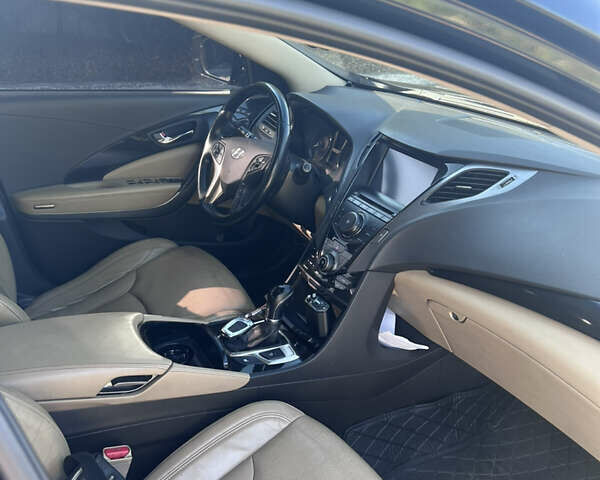 Черный Хендай Грандер, объемом двигателя 3 л и пробегом 192 тыс. км за 10400 $, фото 10 на Automoto.ua