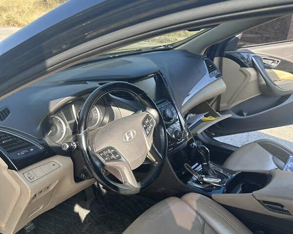 Черный Хендай Грандер, объемом двигателя 3 л и пробегом 192 тыс. км за 10400 $, фото 11 на Automoto.ua