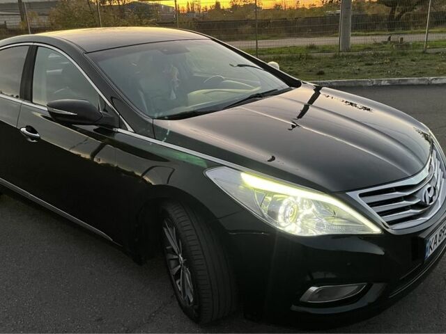 Черный Хендай Грандер, объемом двигателя 3 л и пробегом 228 тыс. км за 8900 $, фото 2 на Automoto.ua