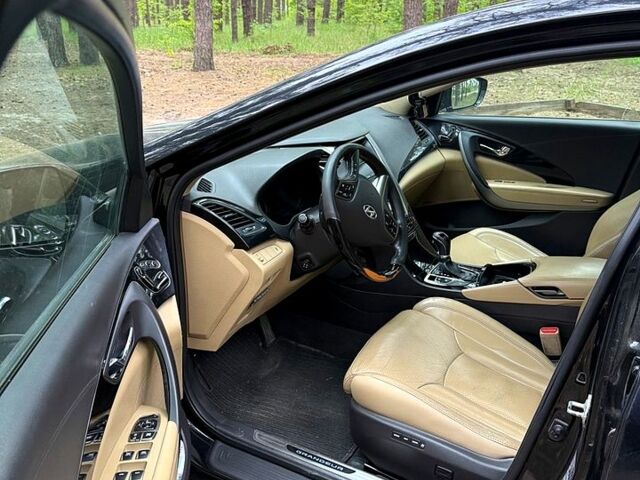 Чорний Хендай Грандер, об'ємом двигуна 3 л та пробігом 350 тис. км за 12000 $, фото 8 на Automoto.ua