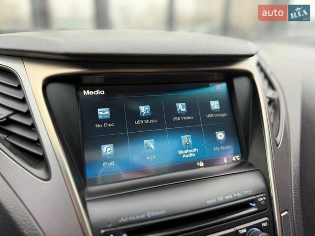 Черный Хендай Грандер, объемом двигателя 2.36 л и пробегом 305 тыс. км за 10490 $, фото 23 на Automoto.ua