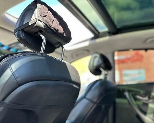 Чорний Хендай Грандер, об'ємом двигуна 3 л та пробігом 253 тис. км за 11500 $, фото 4 на Automoto.ua