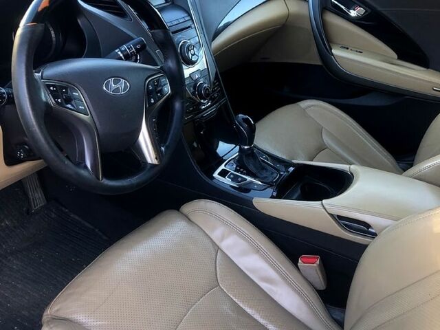 Чорний Хендай Грандер, об'ємом двигуна 3 л та пробігом 350 тис. км за 12000 $, фото 11 на Automoto.ua