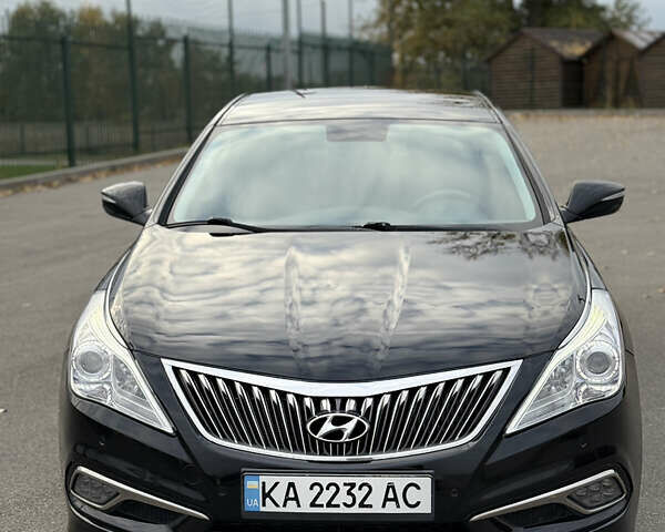 Черный Хендай Грандер, объемом двигателя 2.2 л и пробегом 315 тыс. км за 13300 $, фото 4 на Automoto.ua