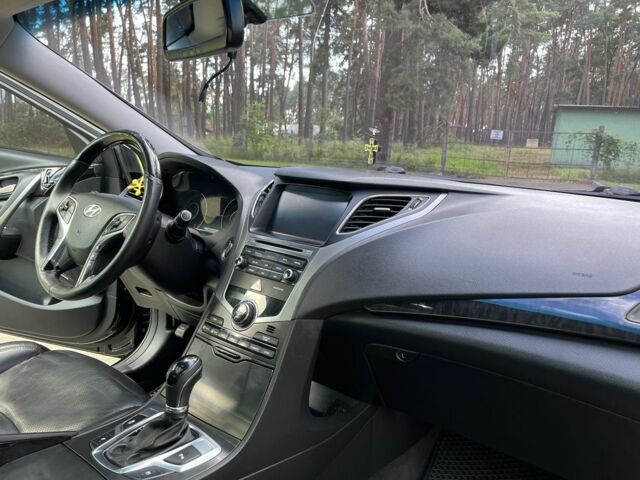 Черный Хендай Грандер, объемом двигателя 3 л и пробегом 240 тыс. км за 12400 $, фото 20 на Automoto.ua