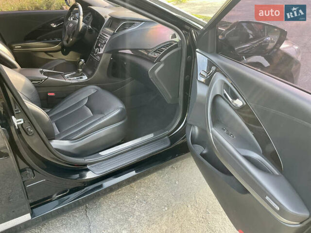 Черный Хендай Грандер, объемом двигателя 3 л и пробегом 190 тыс. км за 12300 $, фото 6 на Automoto.ua