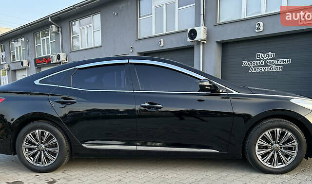 Черный Хендай Грандер, объемом двигателя 2.4 л и пробегом 160 тыс. км за 13500 $, фото 7 на Automoto.ua