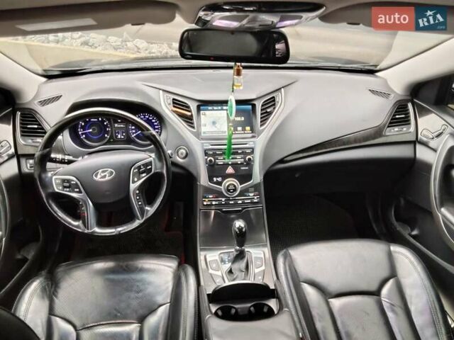 Чорний Хендай Грандер, об'ємом двигуна 3 л та пробігом 234 тис. км за 11100 $, фото 19 на Automoto.ua