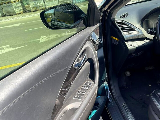 Чорний Хендай Грандер, об'ємом двигуна 3 л та пробігом 216 тис. км за 11500 $, фото 8 на Automoto.ua