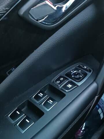 Черный Хендай Грандер, объемом двигателя 3 л и пробегом 270 тыс. км за 13000 $, фото 14 на Automoto.ua