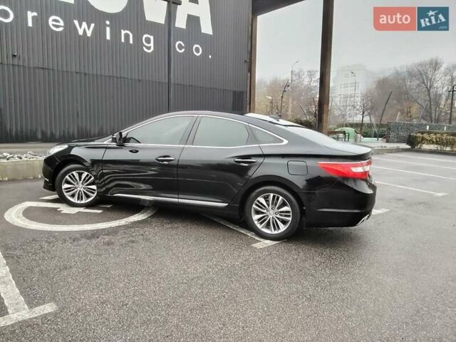 Чорний Хендай Грандер, об'ємом двигуна 3 л та пробігом 234 тис. км за 11100 $, фото 11 на Automoto.ua