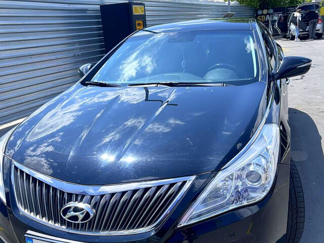 Чорний Хендай Грандер, об'ємом двигуна 3 л та пробігом 216 тис. км за 11500 $, фото 3 на Automoto.ua