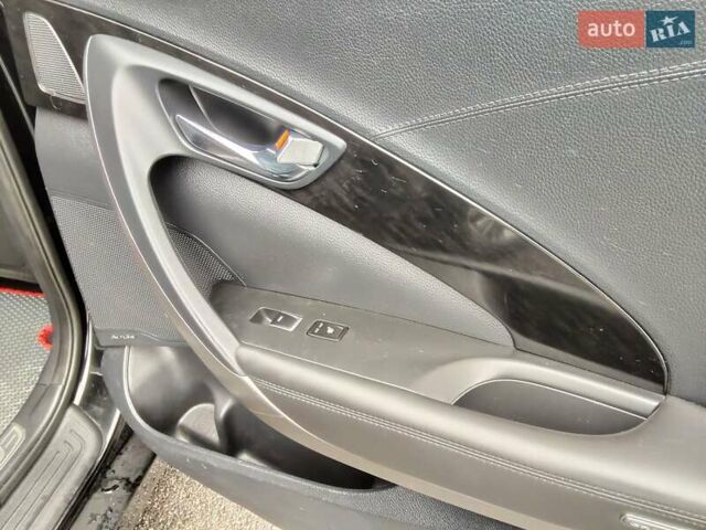 Чорний Хендай Грандер, об'ємом двигуна 3 л та пробігом 234 тис. км за 11100 $, фото 24 на Automoto.ua