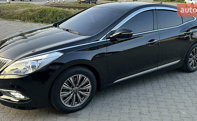 Черный Хендай Грандер, объемом двигателя 2.4 л и пробегом 160 тыс. км за 13500 $, фото 5 на Automoto.ua