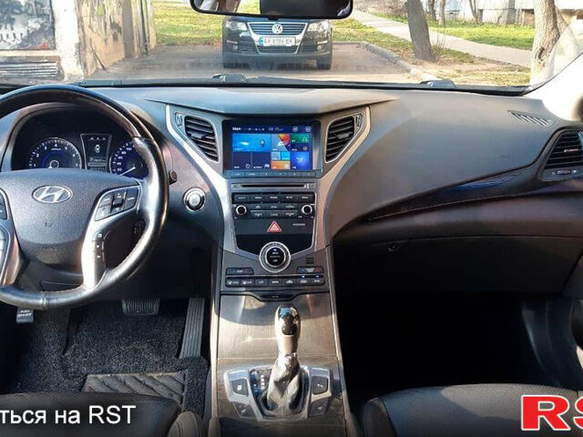 Черный Хендай Грандер, объемом двигателя 3 л и пробегом 240 тыс. км за 13000 $, фото 4 на Automoto.ua