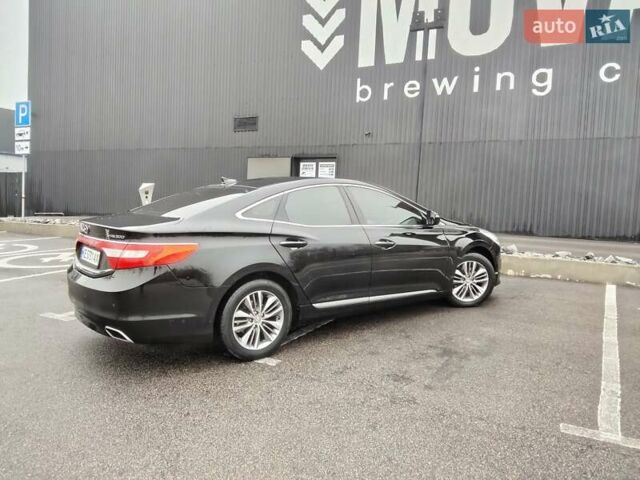 Чорний Хендай Грандер, об'ємом двигуна 3 л та пробігом 234 тис. км за 11100 $, фото 8 на Automoto.ua