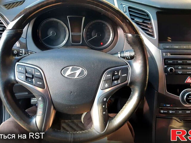 Черный Хендай Грандер, объемом двигателя 3 л и пробегом 240 тыс. км за 13000 $, фото 5 на Automoto.ua