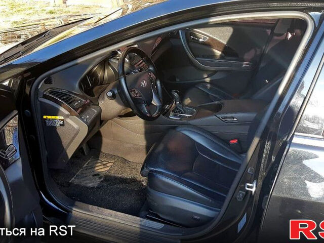 Черный Хендай Грандер, объемом двигателя 3 л и пробегом 240 тыс. км за 13000 $, фото 9 на Automoto.ua