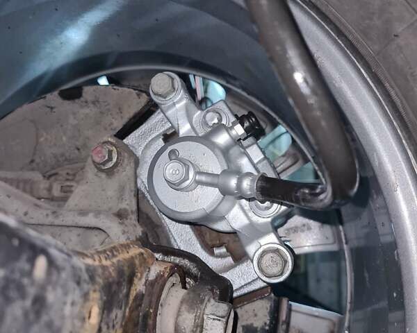 Черный Хендай Грандер, объемом двигателя 3 л и пробегом 270 тыс. км за 13000 $, фото 60 на Automoto.ua