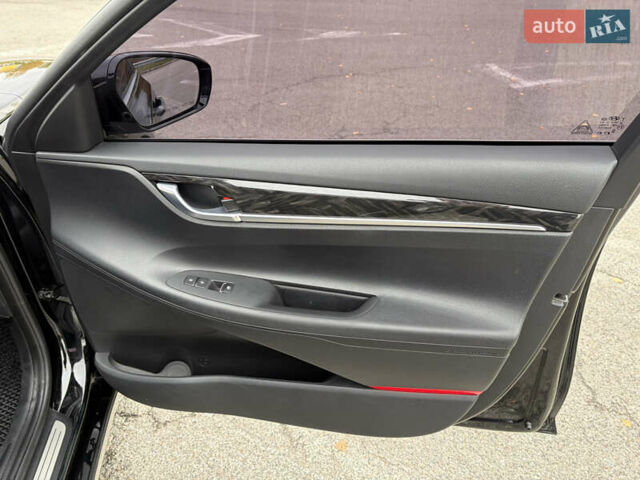 Черный Хендай Грандер, объемом двигателя 2.99 л и пробегом 299 тыс. км за 16500 $, фото 20 на Automoto.ua