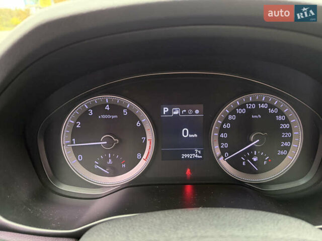 Черный Хендай Грандер, объемом двигателя 2.99 л и пробегом 299 тыс. км за 16500 $, фото 23 на Automoto.ua
