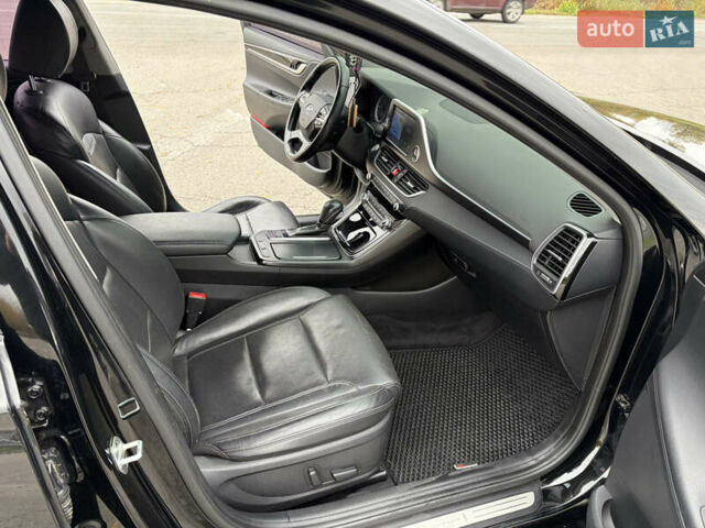 Черный Хендай Грандер, объемом двигателя 2.99 л и пробегом 299 тыс. км за 16500 $, фото 19 на Automoto.ua