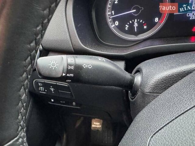 Чорний Хендай Грандер, об'ємом двигуна 3 л та пробігом 233 тис. км за 16990 $, фото 18 на Automoto.ua