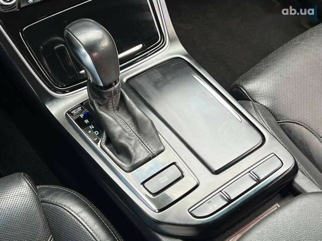 Черный Хендай Грандер, объемом двигателя 3 л и пробегом 234 тыс. км за 15000 $, фото 13 на Automoto.ua