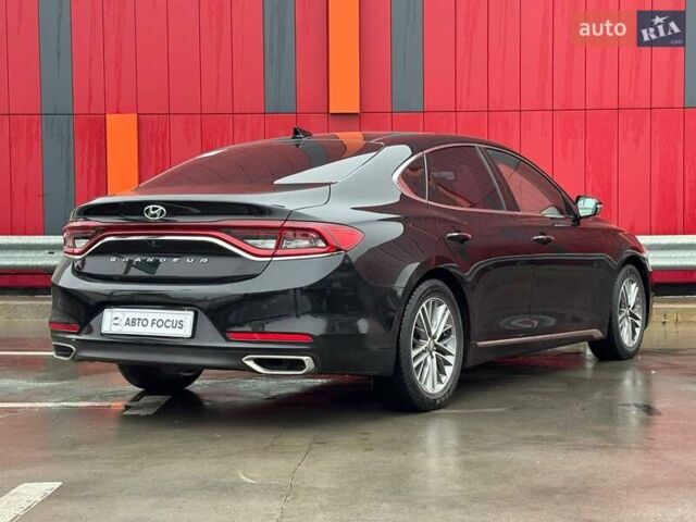 Чорний Хендай Грандер, об'ємом двигуна 3 л та пробігом 233 тис. км за 16990 $, фото 7 на Automoto.ua