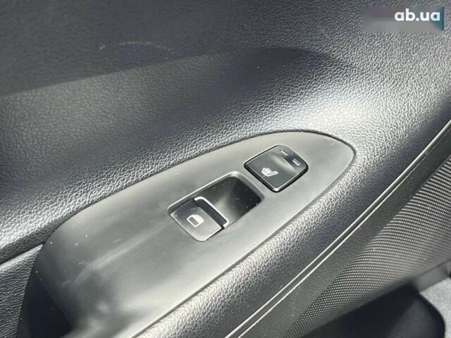 Черный Хендай Грандер, объемом двигателя 3 л и пробегом 234 тыс. км за 15000 $, фото 20 на Automoto.ua